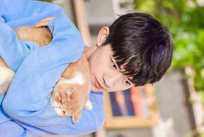 怎么在淘宝上买LOL账号？他那个游戏角色名和备注是什么意思？