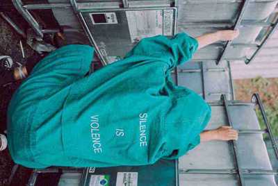 谁知道这个韩服lol手游怎么注册账号