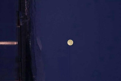 关于外星人主机 1.为什么电脑小白不推荐买外星人主机？ 2.外星人的外设和显示屏推荐购买吗？